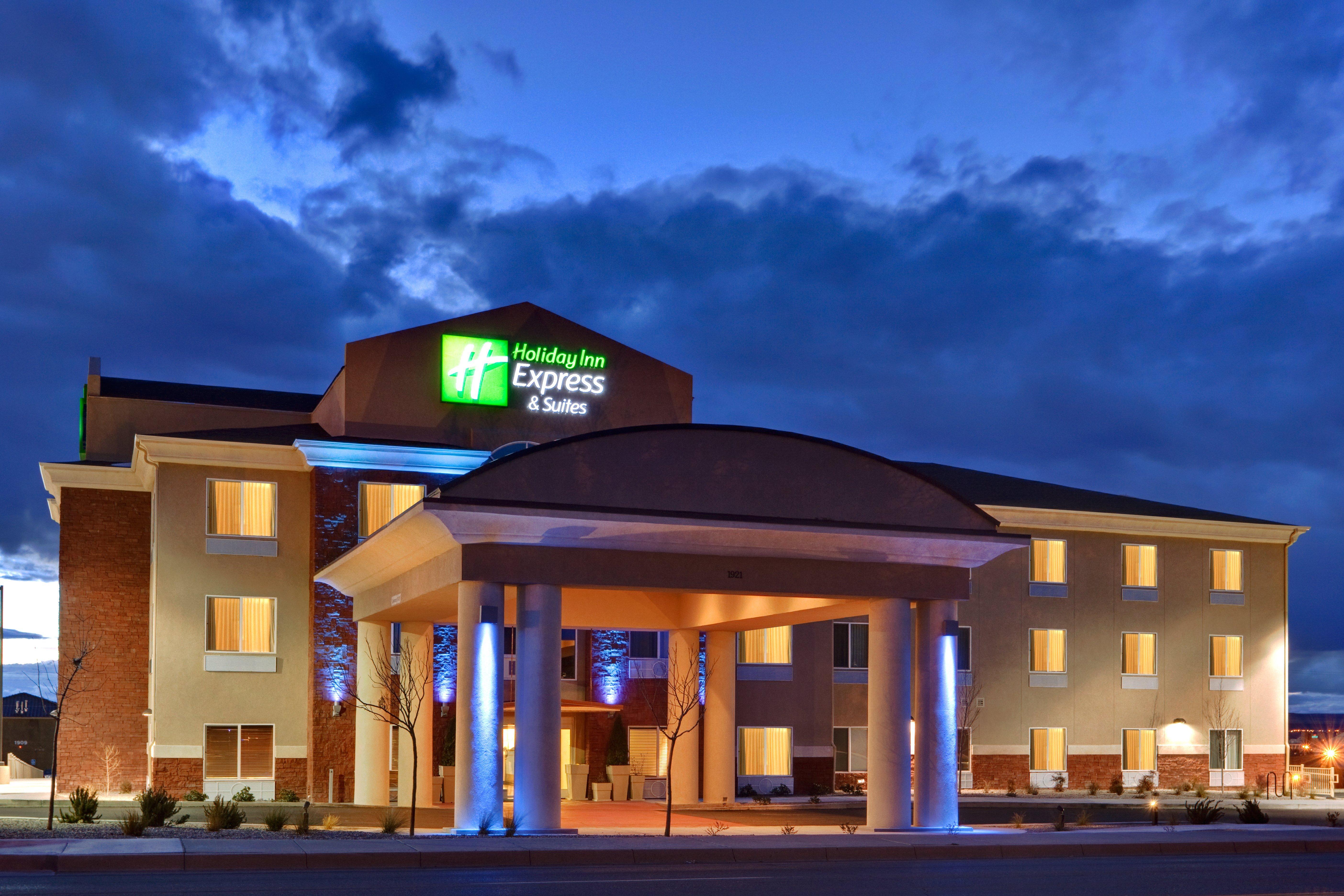 Holiday Inn Express Hotel & Suites Albuquerque Airport By Ihg Bagian luar foto