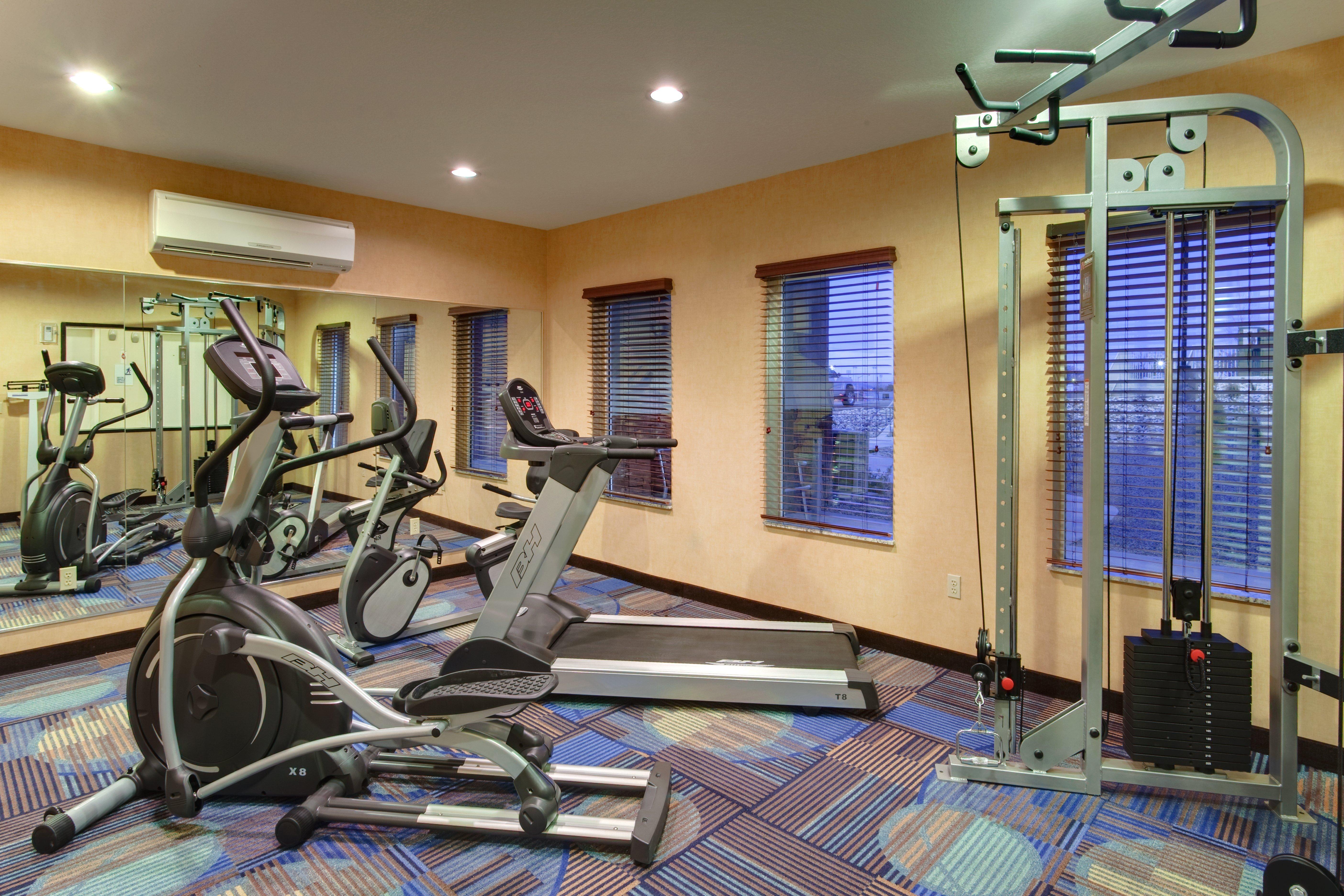Holiday Inn Express Hotel & Suites Albuquerque Airport By Ihg Bagian luar foto